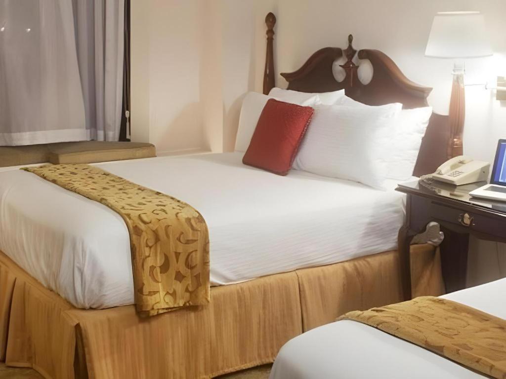 ฮิลการ์ดเฮาส์ เวสท์วูด วิลเลจ Hotel ลอสแอนเจลิส ภายนอก รูปภาพ